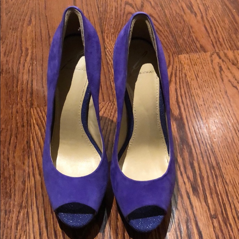 B Brian Atwood purple platform heels - Picture 2 of 7